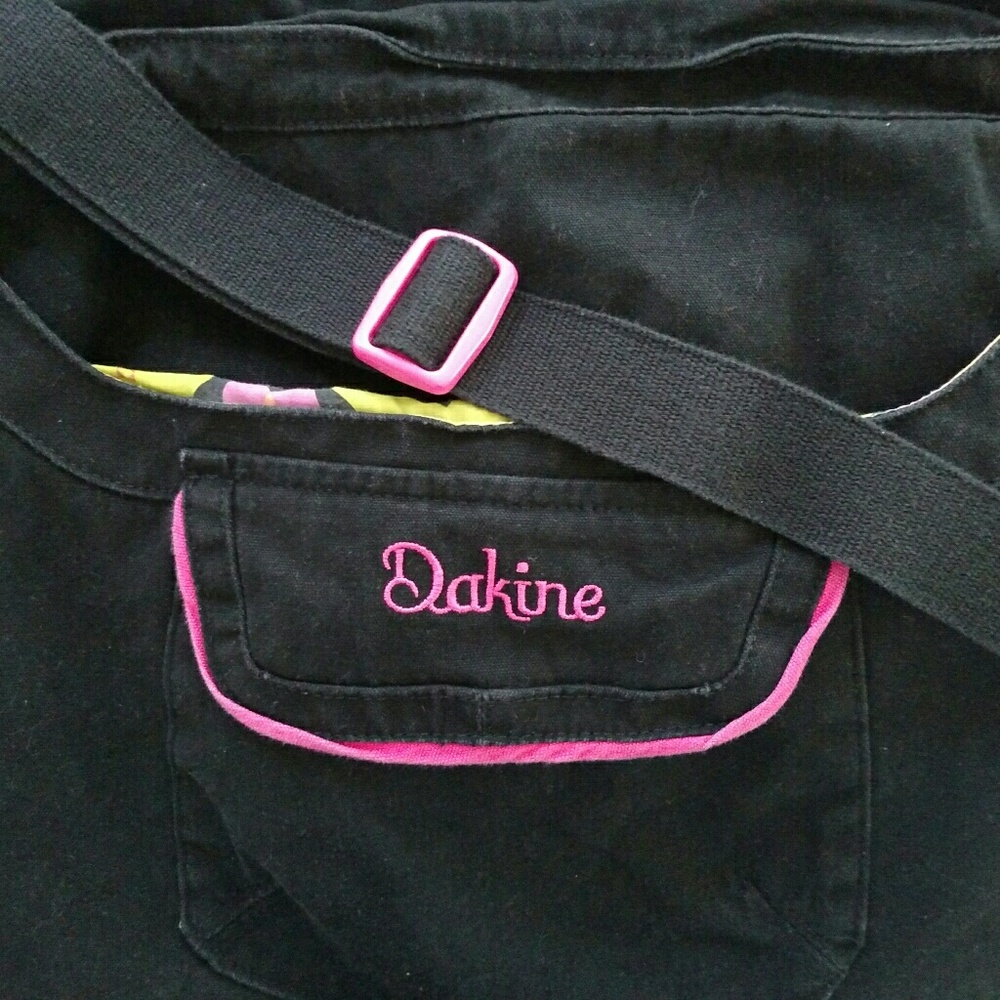 Dakine bag
